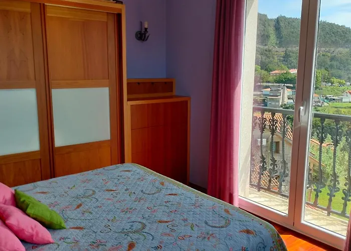 Casa Ria De Vigo * Moaña